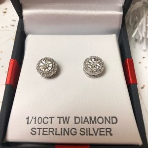 Beautiful diamond stud earrings